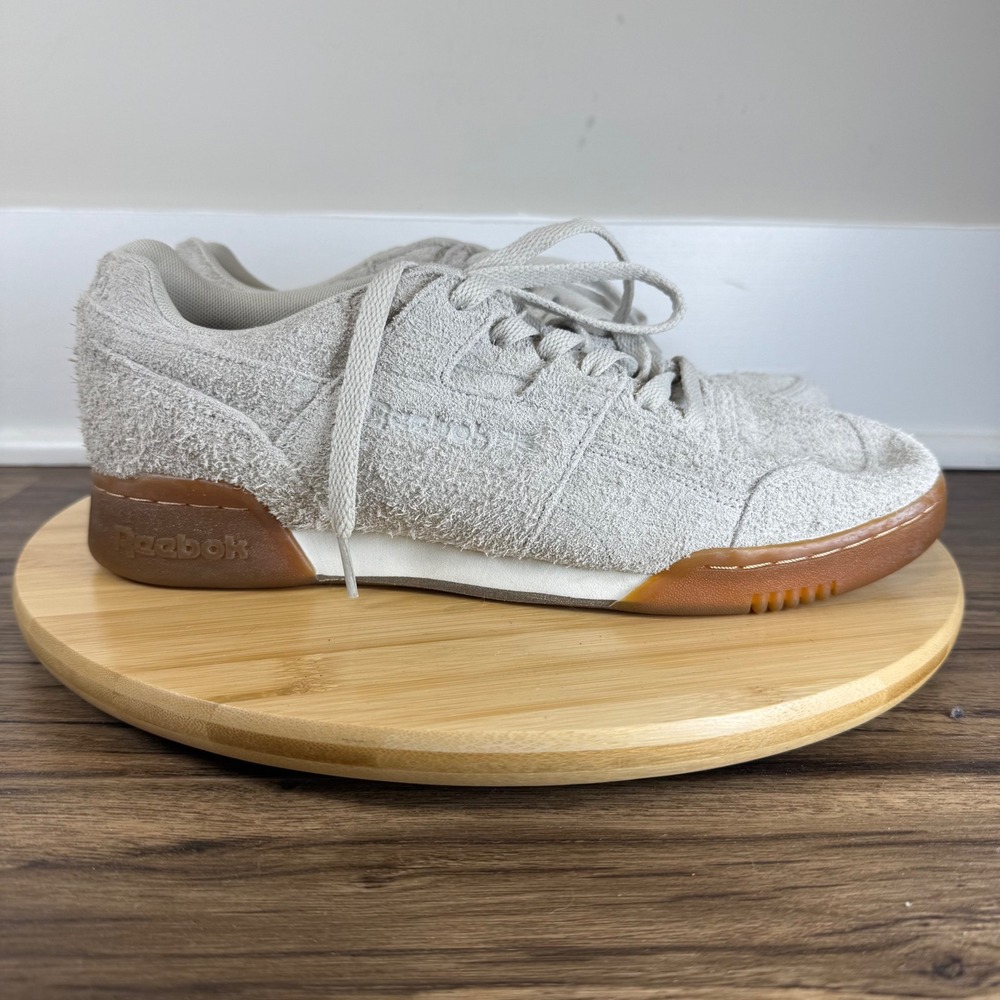 Reebok Workout Plus Mens 9.5 Grey Hairy Suede Gum Sole CN3755 Great Condition‎